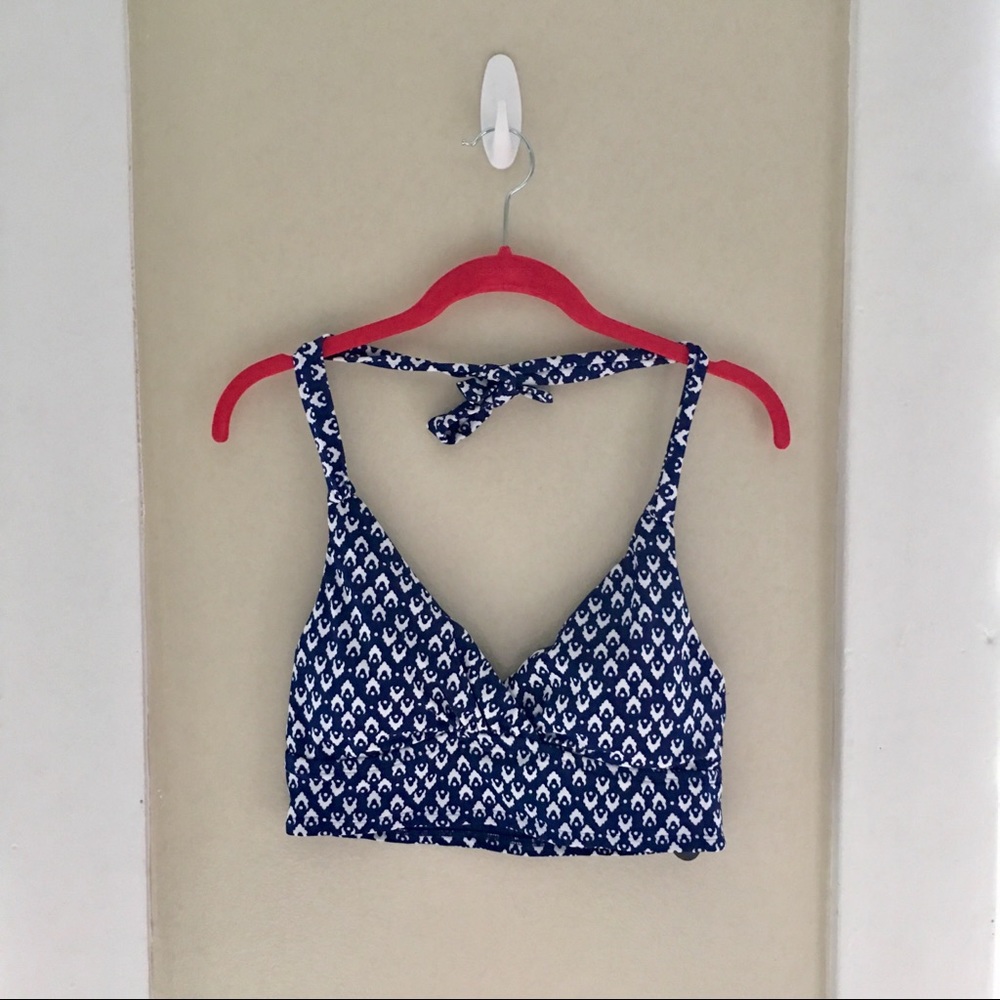 4/$15 Mossimo Bikini Top NEW